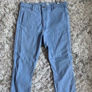 Mid-rise white striped jeggings!!